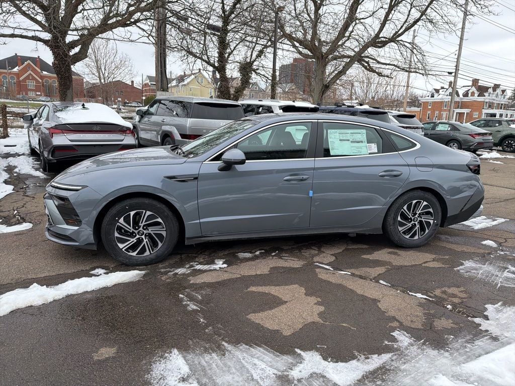 2026 Hyundai SONATA HYBRID Blue