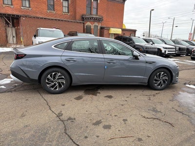 2026 Hyundai SONATA HYBRID Blue