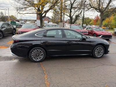2026 Hyundai SONATA HYBRID SEL