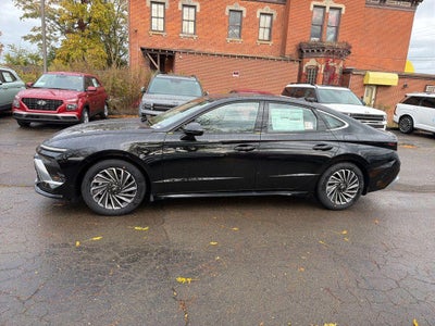 2026 Hyundai SONATA HYBRID SEL