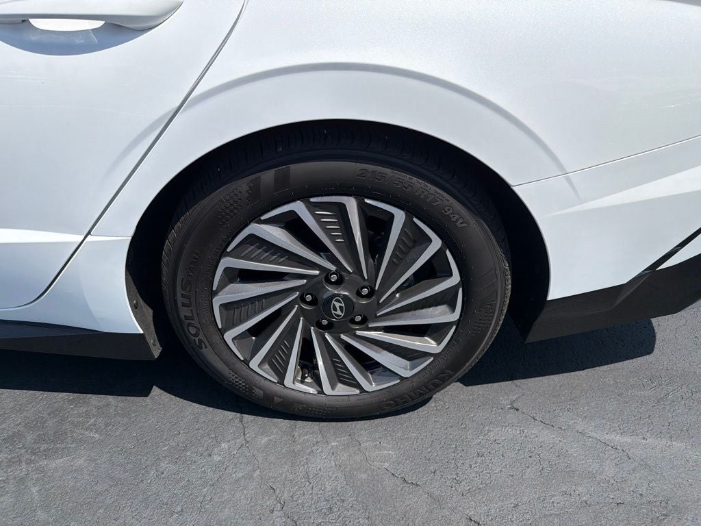 2026 Hyundai SONATA HYBRID Limited
