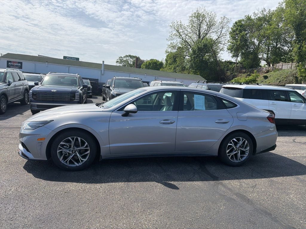 2023 Hyundai SONATA SEL