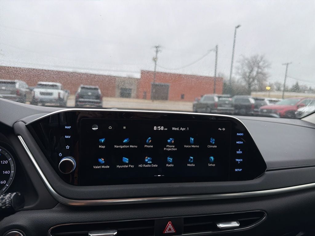 2023 Hyundai SONATA SEL