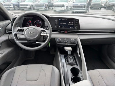 2023 Hyundai ELANTRA SE