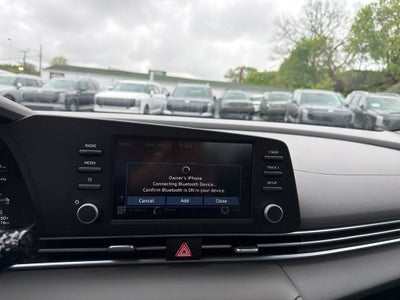 2023 Hyundai ELANTRA SE