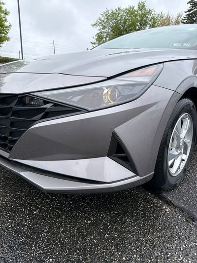 2023 Hyundai ELANTRA SE