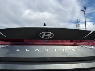 2026 Hyundai ELANTRA SE