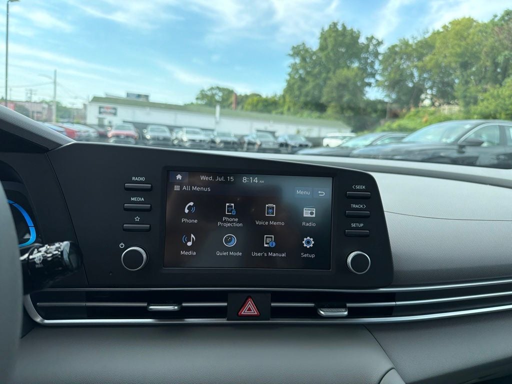 2026 Hyundai ELANTRA SE