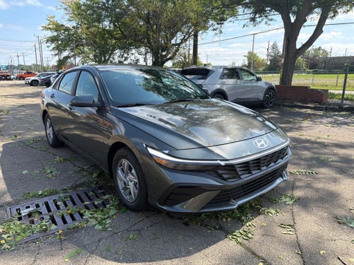 2026 Hyundai ELANTRA SE