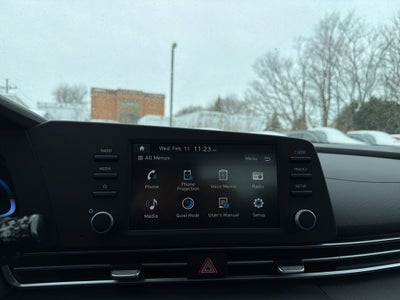 2026 Hyundai ELANTRA SE