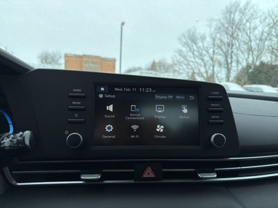 2026 Hyundai ELANTRA SE