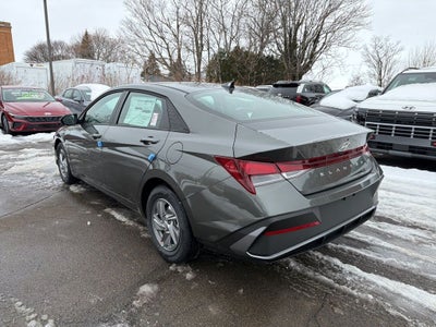 2026 Hyundai ELANTRA SE