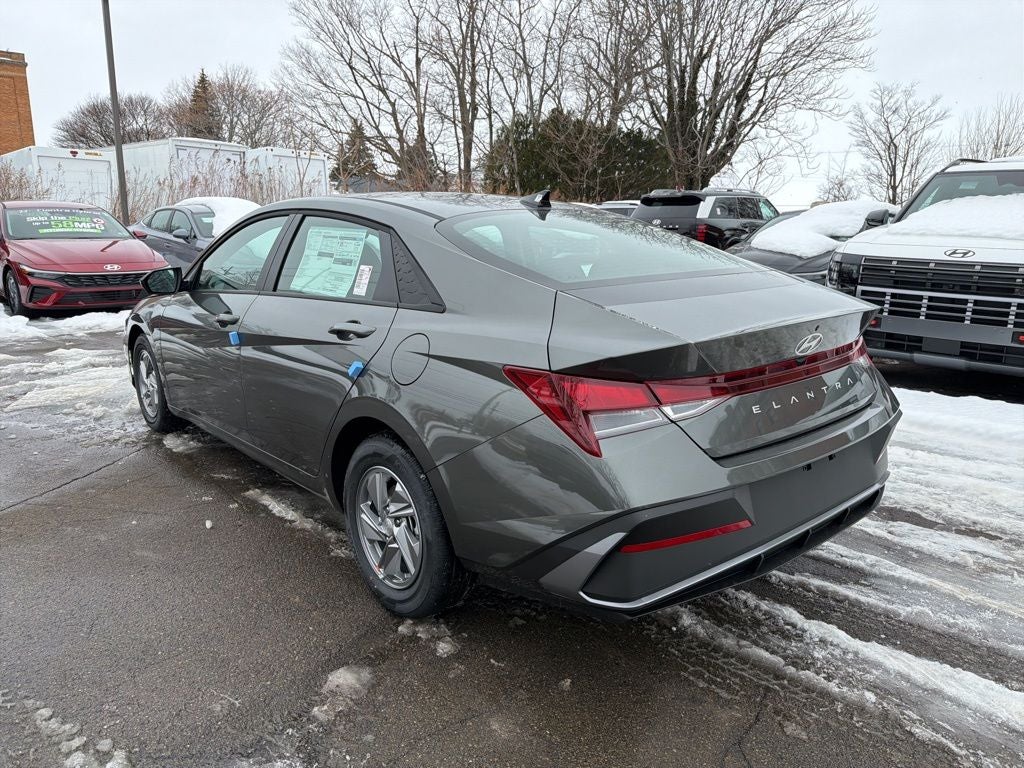 2026 Hyundai ELANTRA SE