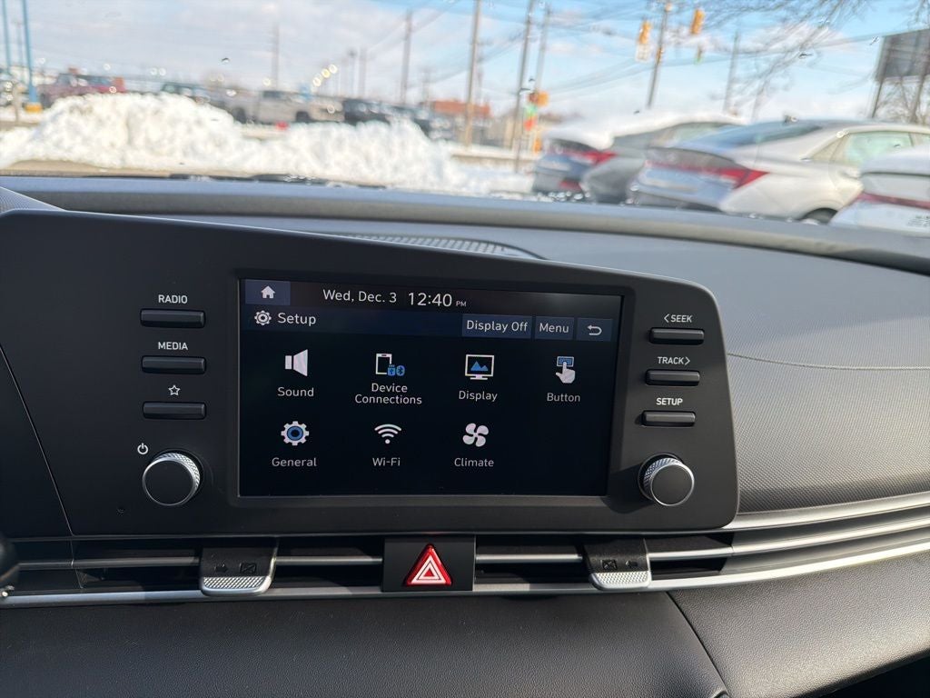 2026 Hyundai ELANTRA SE