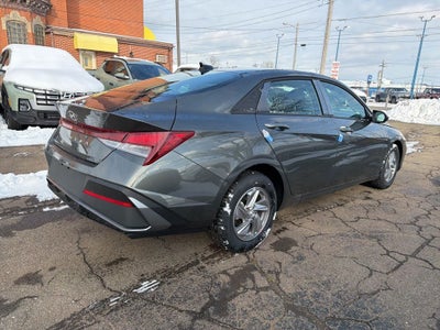 2026 Hyundai ELANTRA SE