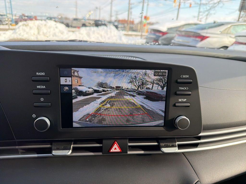 2026 Hyundai ELANTRA SE