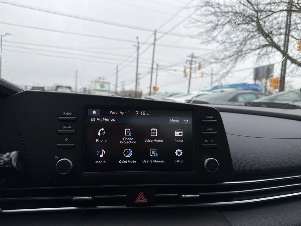 2026 Hyundai ELANTRA SE