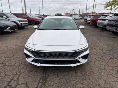 2026 Hyundai ELANTRA SE