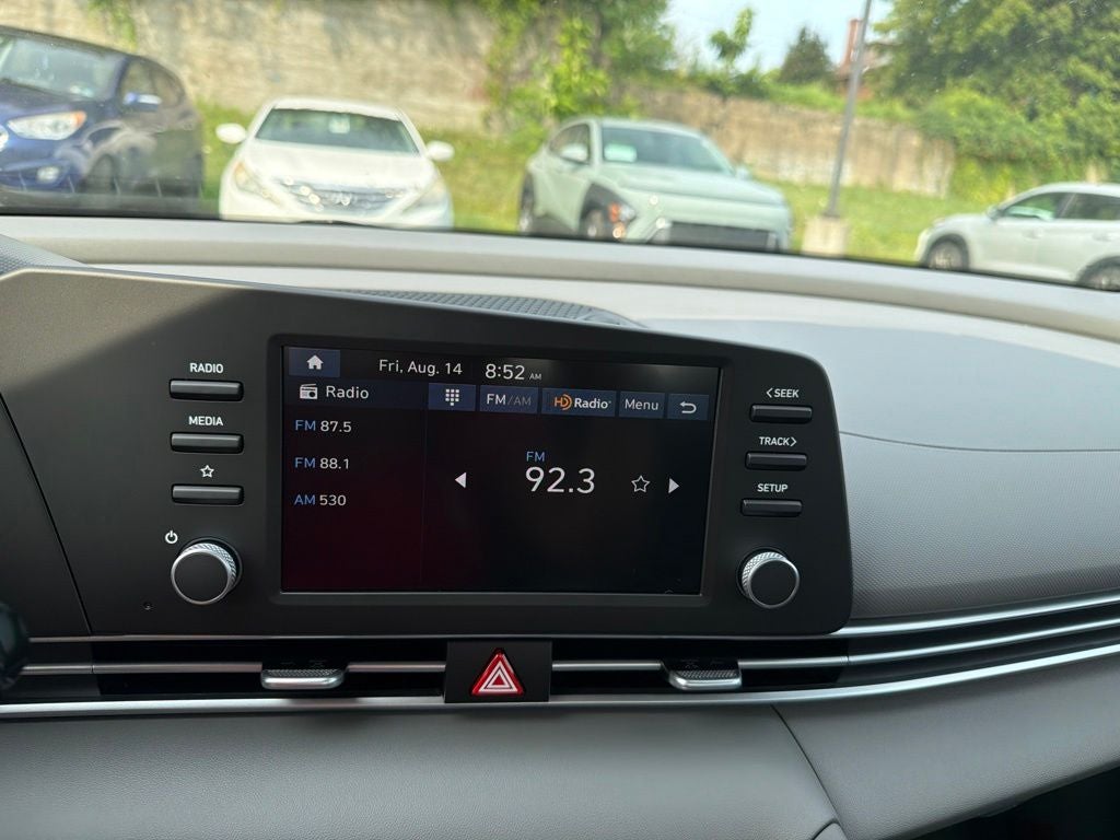 2026 Hyundai ELANTRA SE