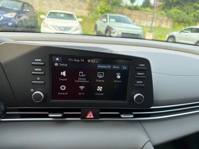 2026 Hyundai ELANTRA SE