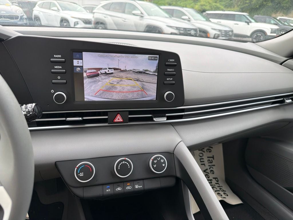 2026 Hyundai ELANTRA SE