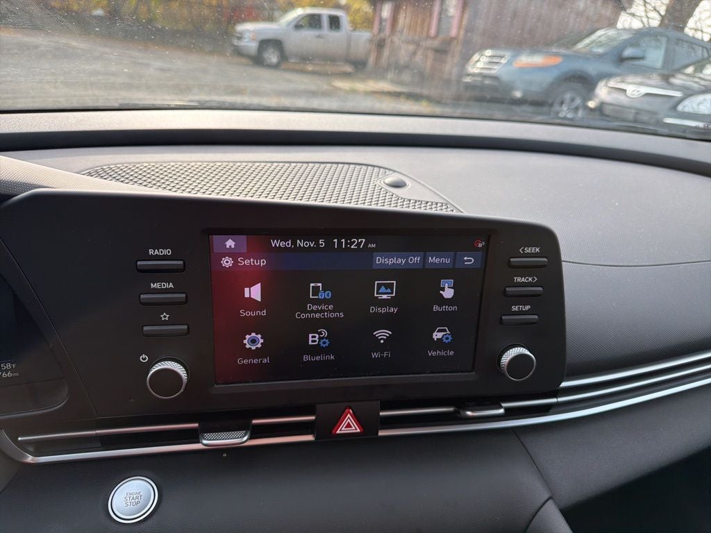 2022 Hyundai ELANTRA SEL