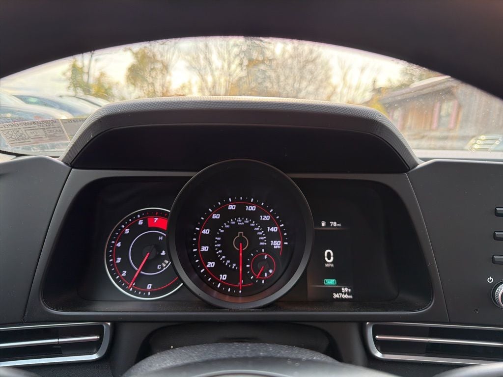 2022 Hyundai ELANTRA SEL