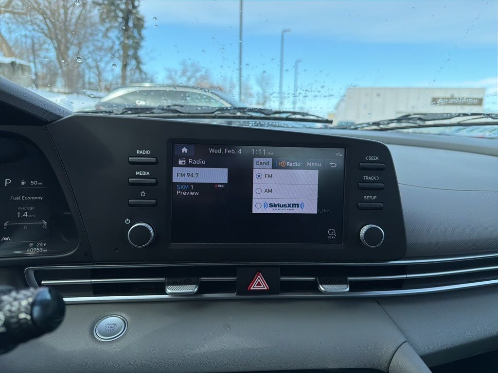 2023 Hyundai ELANTRA SEL