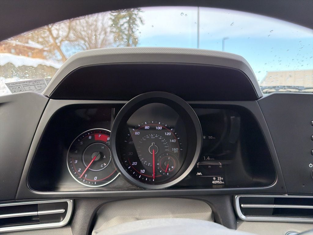 2023 Hyundai ELANTRA SEL