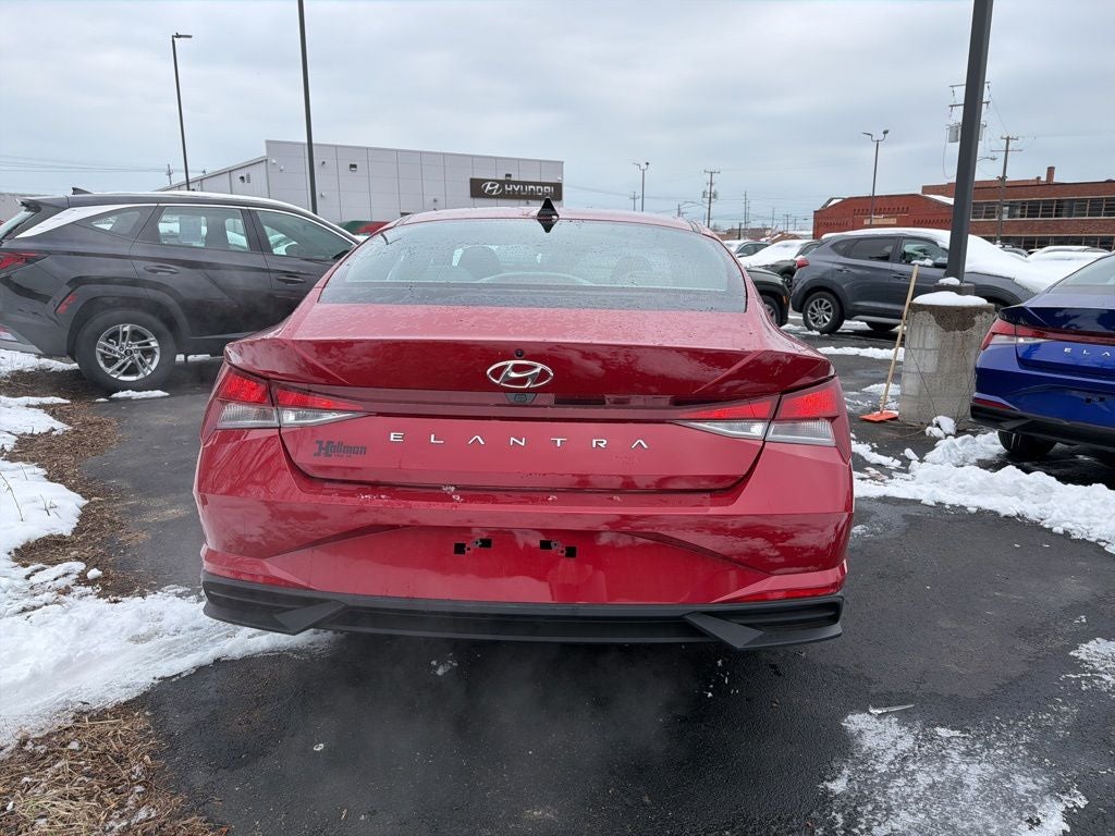 2023 Hyundai ELANTRA SEL