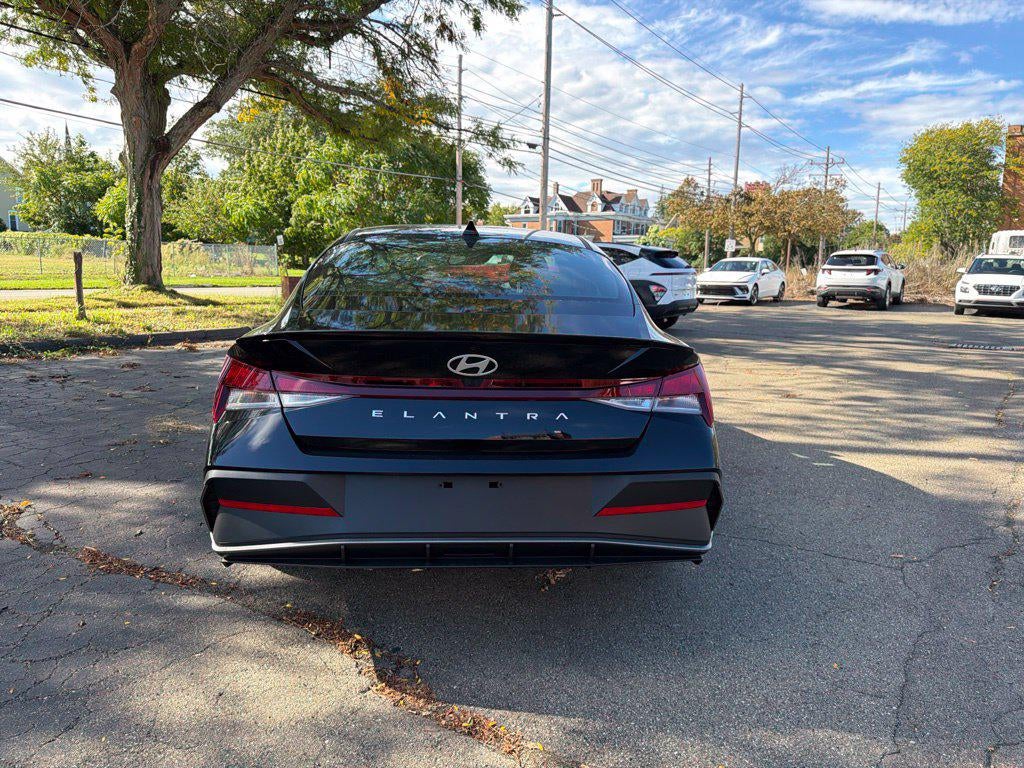 2026 Hyundai ELANTRA SEL Sport Plus