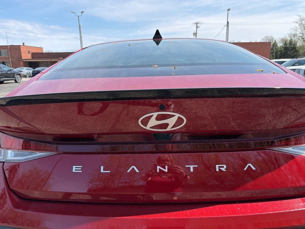 2025 Hyundai ELANTRA SEL Sport