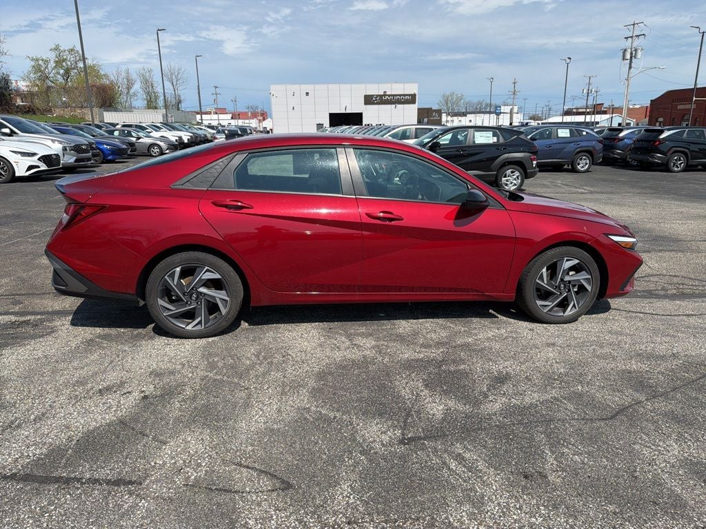 2025 Hyundai ELANTRA SEL Sport