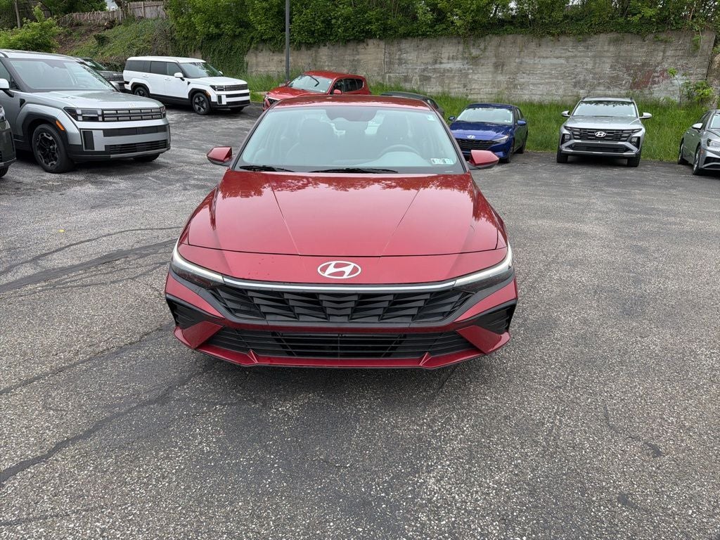 2024 Hyundai ELANTRA SEL