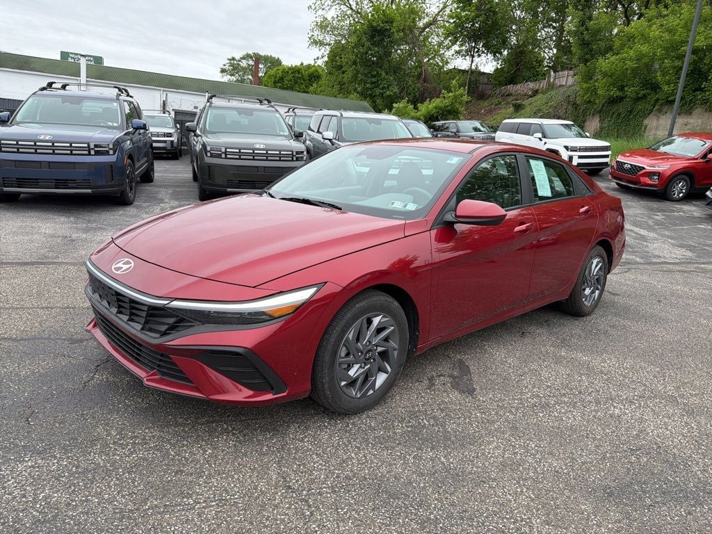 2024 Hyundai ELANTRA SEL