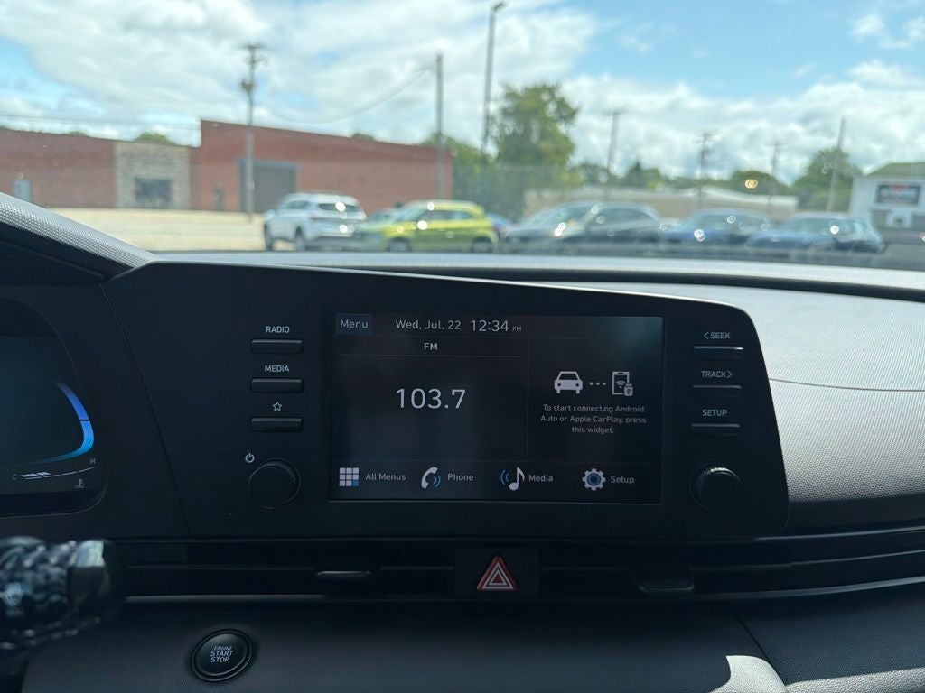 2025 Hyundai ELANTRA SEL Sport