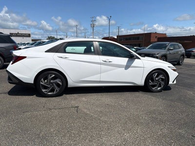 2025 Hyundai ELANTRA SEL Sport