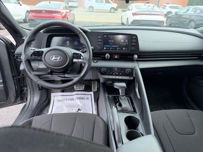 2025 Hyundai ELANTRA SEL Sport