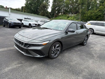 2025 Hyundai ELANTRA SEL Sport
