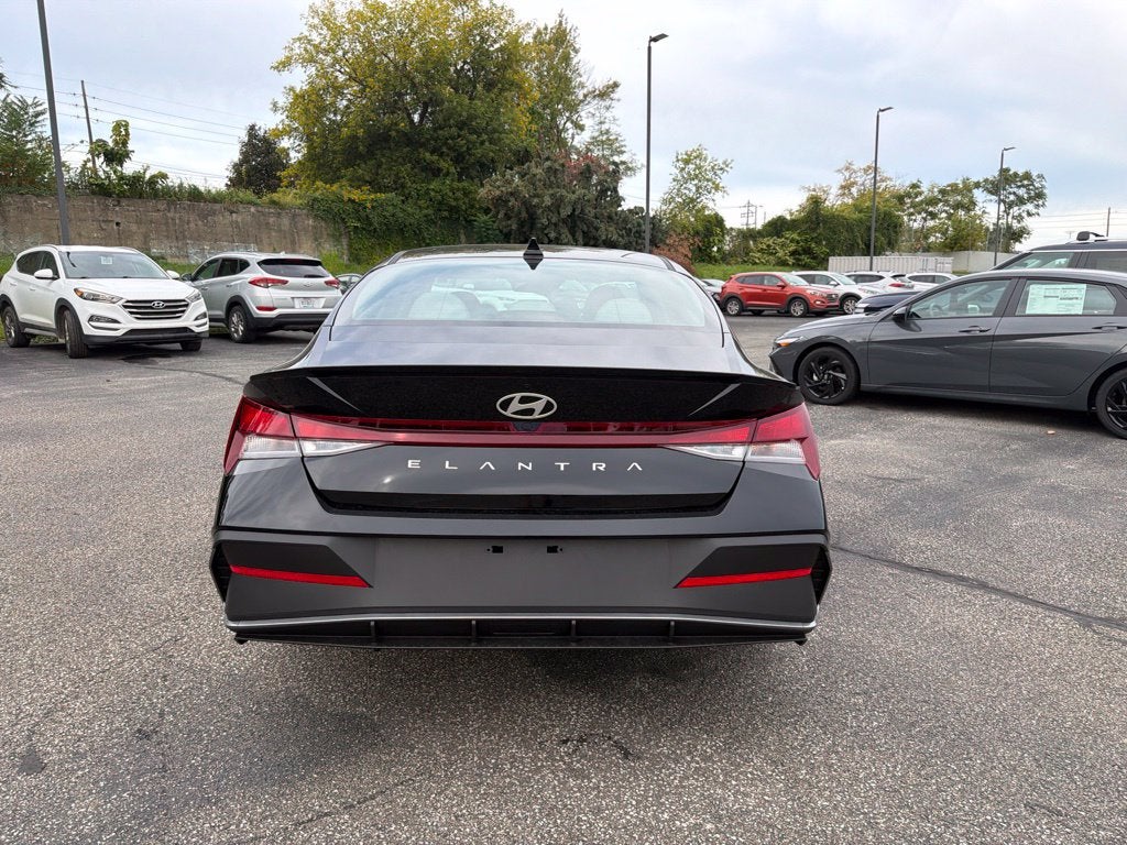 2026 Hyundai ELANTRA SEL Sport Plus