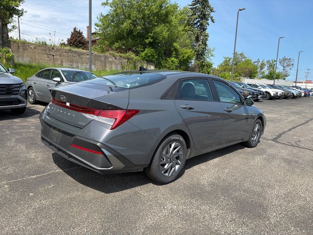2025 Hyundai ELANTRA HYBRID Blue