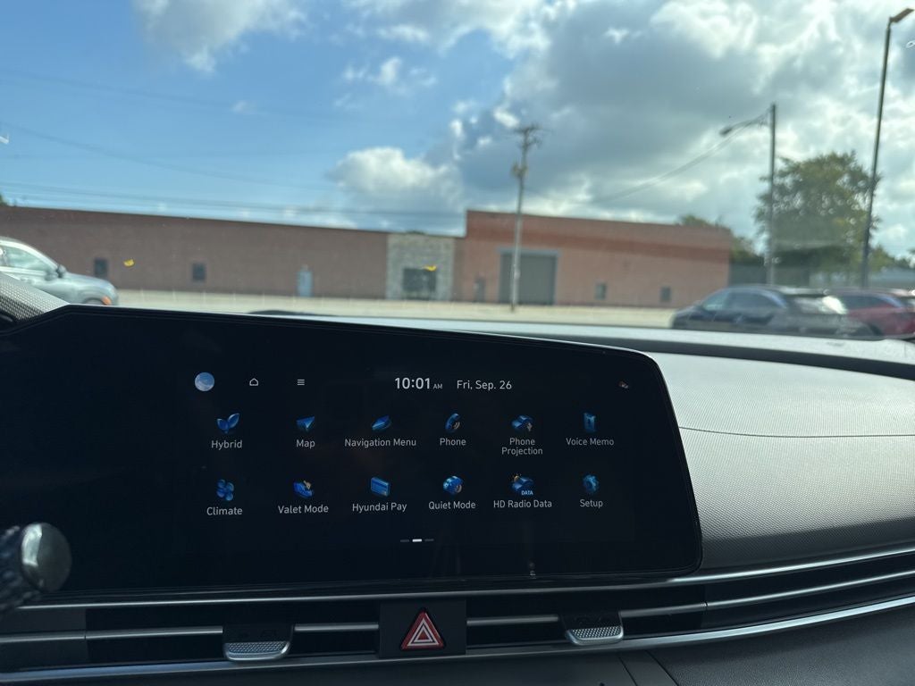 2025 Hyundai ELANTRA HYBRID SEL Sport