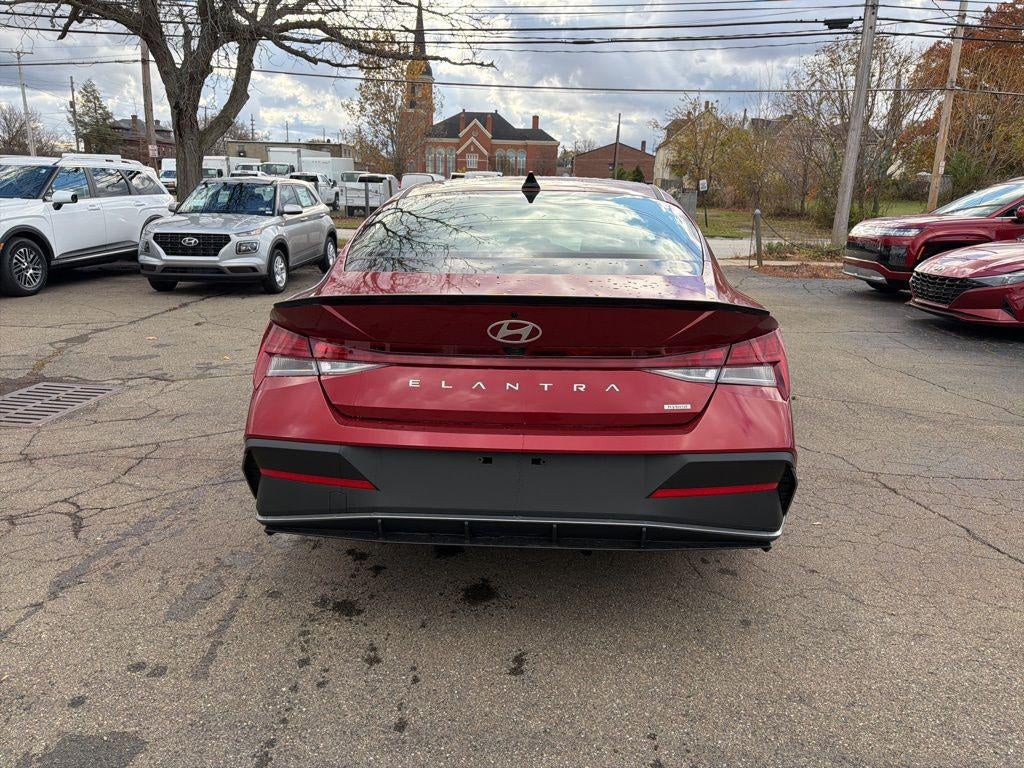 2026 Hyundai ELANTRA HYBRID SEL Sport