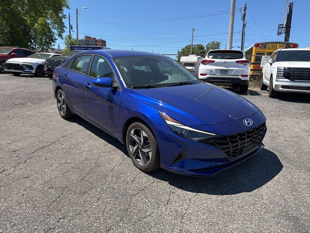 2023 Hyundai ELANTRA SEL