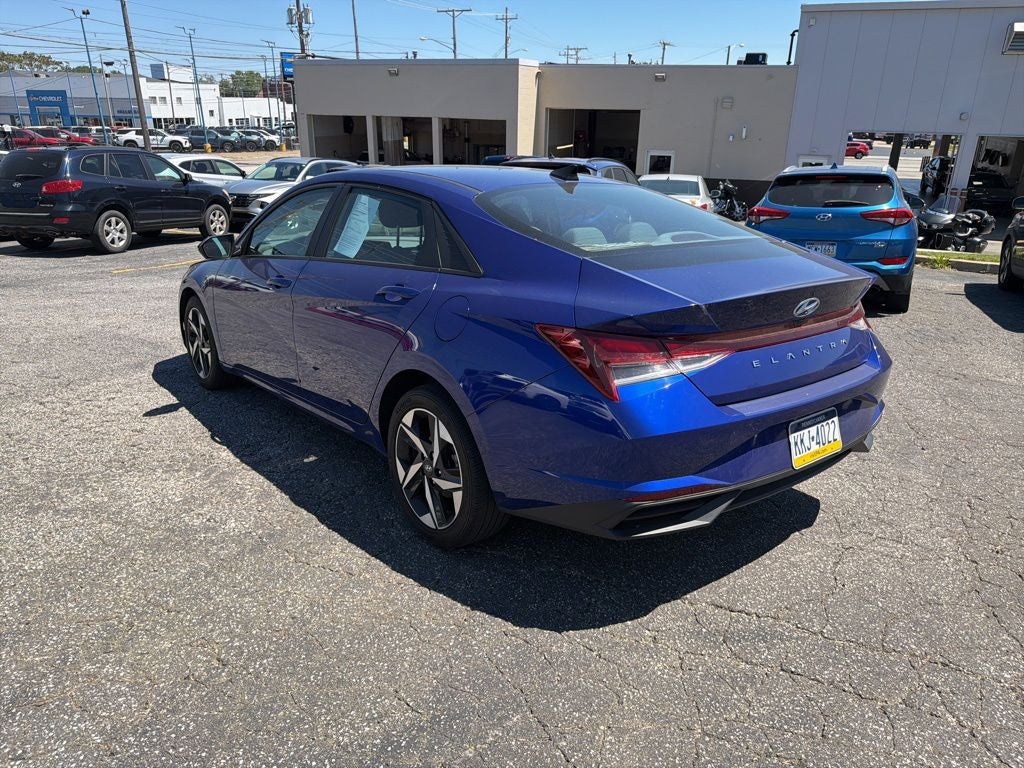 2023 Hyundai ELANTRA SEL