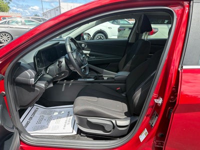 2025 Hyundai ELANTRA SEL Convenience