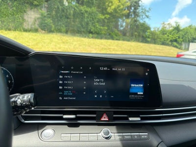 2025 Hyundai ELANTRA SEL Convenience
