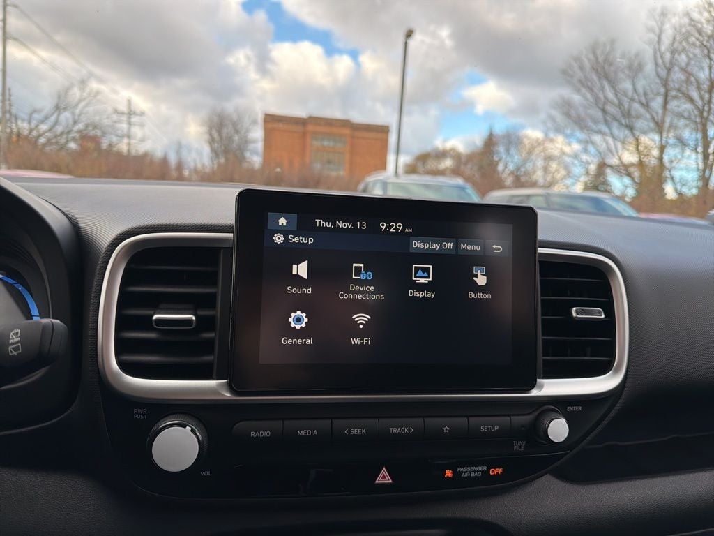 2026 Hyundai VENUE SE