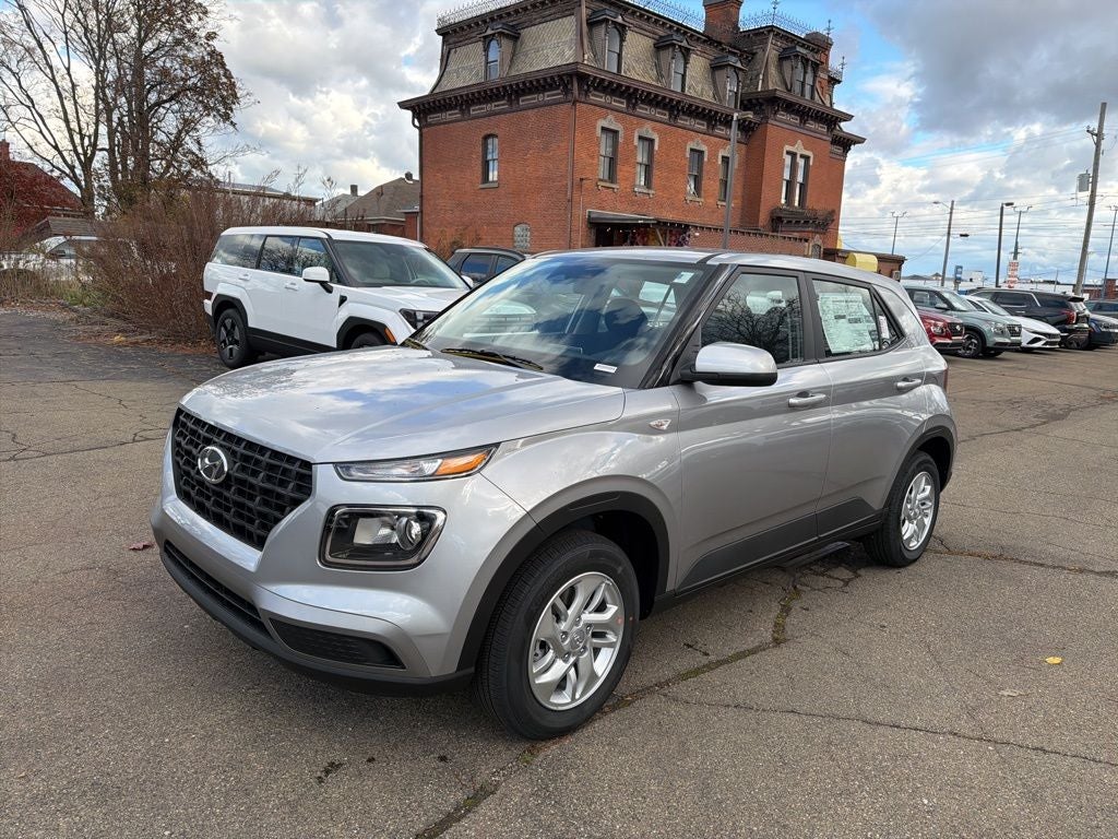 2026 Hyundai VENUE SE