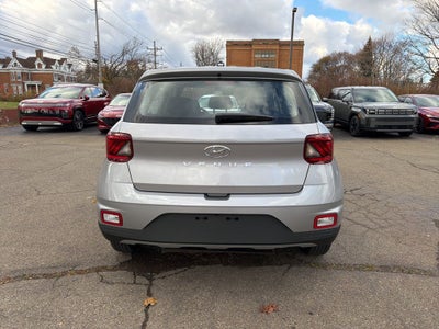 2026 Hyundai VENUE SE